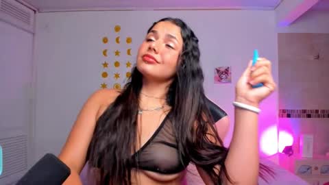 Sarah .. online show from 11-16-25, 12:38