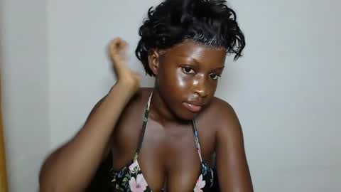 pinkykiki_247 online show from 03-26-26, 11:43