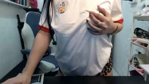 Rose online show from 02-04-25, 04:05