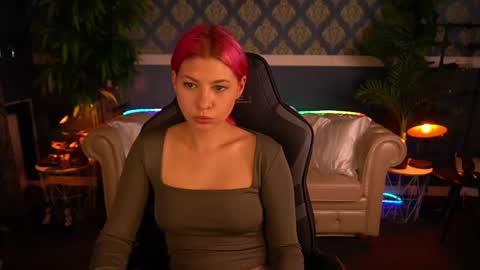 pinkytrix online show from 05-17-26, 05:31