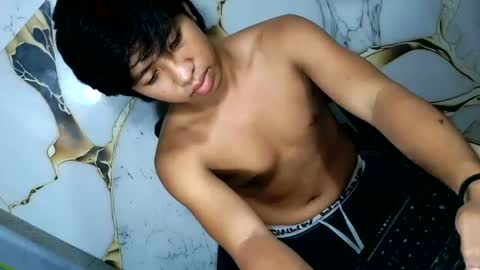 Snapshot of pinoy_fuckboyxxx chatting on 06-12-26, 07:29 pinoy_fuckboyxxx online show from 06-12-26, 07:29