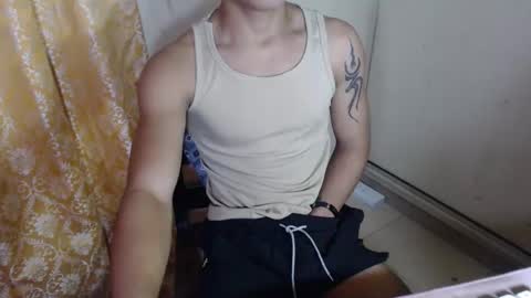 Snapshot of pinoy_palautogxxx chatting on 12-20-25, 03:41 pinoy_palautogxxx online show from 12-20-25, 03:41