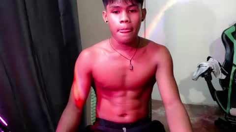 Snapshot of pinoy_shyboy69 chatting on 04-05-26, 11:18 pinoy_shyboy69 online show from 04-05-26, 11:18