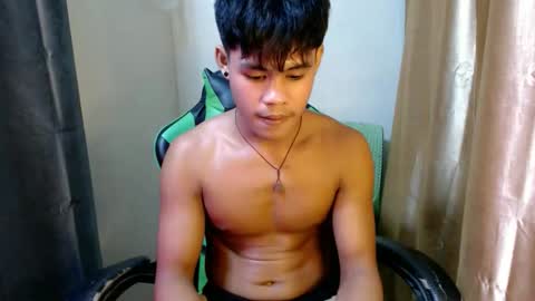 Snapshot of pinoy_shyboy69 chatting on 04-08-26, 03:12 pinoy_shyboy69 online show from 04-08-26, 03:12