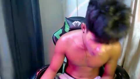 Snapshot of pinoy_shyboy69 chatting on 04-14-26, 03:29 pinoy_shyboy69 online show from 04-14-26, 03:29