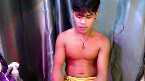 Snapshot of pinoy_shyboy69 chatting on 04-21-26, 02:51 pinoy_shyboy69 online show from 04-21-26, 02:51