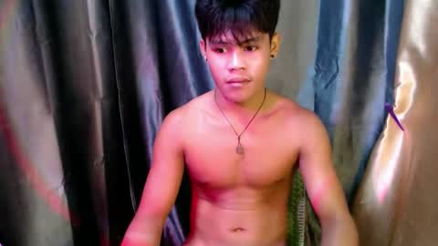 Snapshot of pinoy_shyboy69 chatting on 04-25-26, 07:44 pinoy_shyboy69 online show from 04-25-26, 07:44