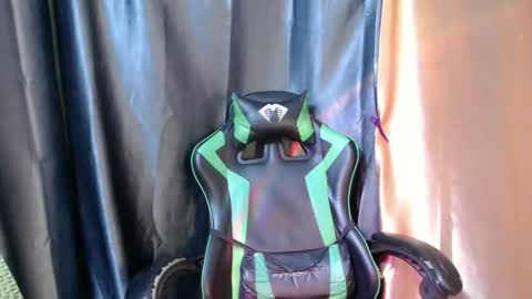 Snapshot of pinoy_shyboy69 chatting on 05-04-26, 08:32 pinoy_shyboy69 online show from 05-04-26, 08:32
