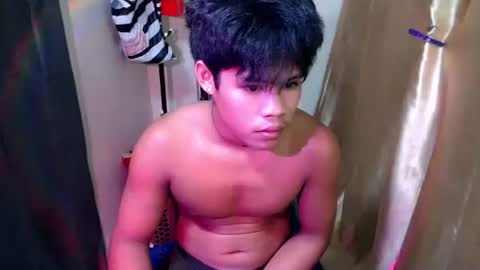 Snapshot of pinoy_shyboy69 chatting on 05-22-26, 03:17 pinoy_shyboy69 online show from 05-22-26, 03:17