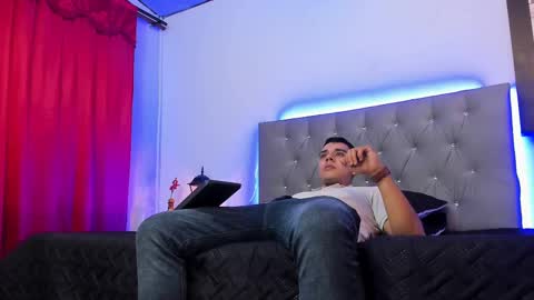 Snapshot of pipe_320 chatting on 02-14-25, 02:07 pipe_320 online show from 02-14-25, 02:07