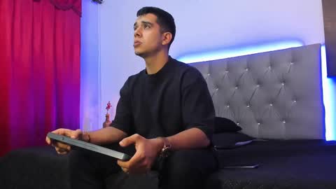 Snapshot of pipe_320 chatting on 02-23-25, 01:46 pipe_320 online show from 02-23-25, 01:46