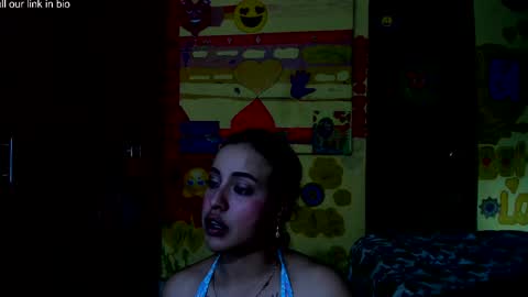 VALENTINA y PIPE online show from 09-19-25, 06:52