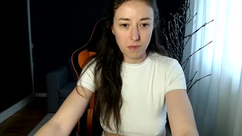 piscesgirl06 online show from 01-31-25, 09:59