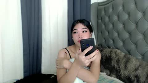 Snapshot of pitchy_pitch chatting on 02-13-25, 03:46 The Girl Named Eyve online show from 02-13-25, 03:46