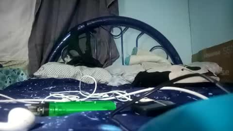 pito_suelto13 online show from 10-28-25, 09:35