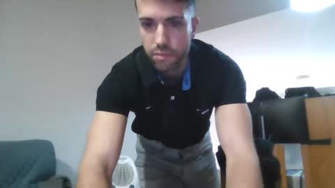 Snapshot of pitruki00 chatting on 01-08-26, 09:44 pitruki00 online show from 01-08-26, 09:44