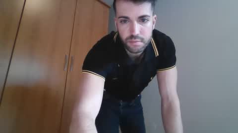 Snapshot of pitruki00 chatting on 01-12-26, 10:20 pitruki00 online show from 01-12-26, 10:20