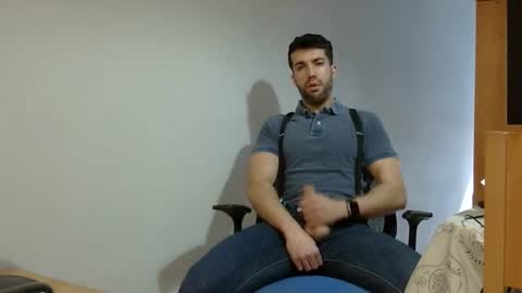 Snapshot of pitruki00 chatting on 02-08-26, 02:42 pitruki00 online show from 02-08-26, 02:42