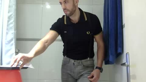 Snapshot of pitruki00 chatting on 03-06-26, 09:33 pitruki00 online show from 03-06-26, 09:33