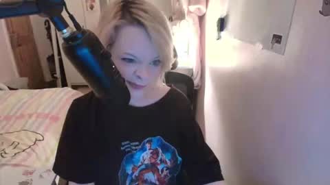 Kitty online show from 01-07-26, 02:58