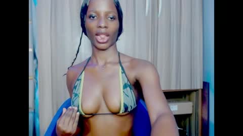Ella online show from 05-24-26, 06:29