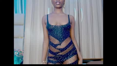 Snapshot of pixie_pulse chatting on 07-03-26, 07:15 Ella online show from 07-03-26, 07:15
