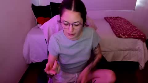 pixie online show from 06-11-26, 11:41