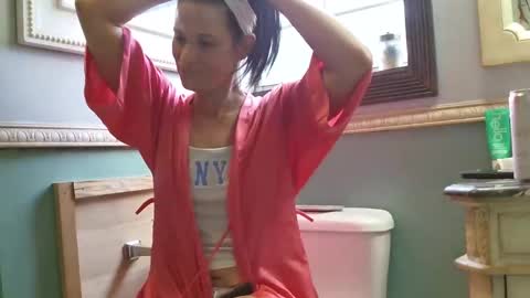 PixieLuxXx online show from 04-06-26, 01:01