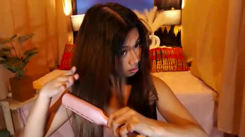 pixiewinky online show from 04-12-26, 11:43