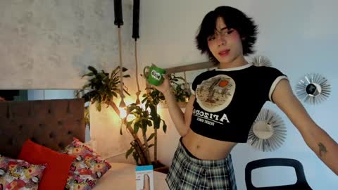 Snapshot of pixy_20 chatting on 01-30-25, 05:30 cris online show from 01-30-25, 05:30