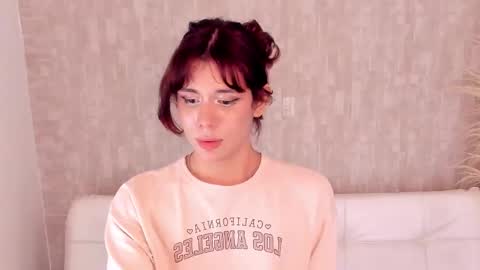 Snapshot of pixy_20 chatting on 09-10-25, 02:50 cris online show from 09-10-25, 02:50