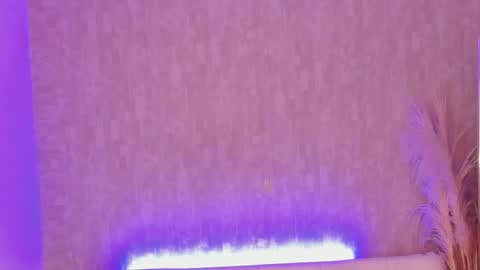 Snapshot of pixy_20 chatting on 09-22-25, 03:41 cris online show from 09-22-25, 03:41