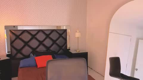 Snapshot of pixy_20 chatting on 10-05-25, 03:38 cris online show from 10-05-25, 03:38