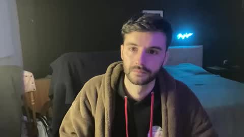 Snapshot of placebo14 chatting on 11-20-25, 11:37 placebo14 online show from 11-20-25, 11:37