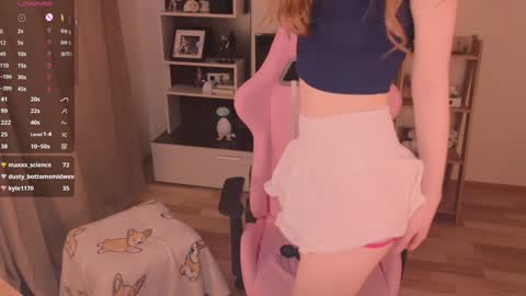 Snapshot of plastic_beach chatting on 01-20-25, 06:21 Lene online show from 01-20-25, 06:21