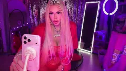 Snapshot of plasticfuckdoll chatting on 02-07-26, 03:32 Dumb bimbo fuck doll online show from 02-07-26, 03:32