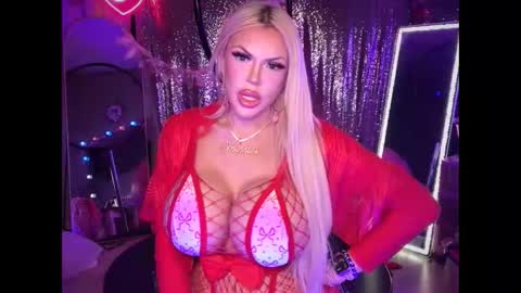 Snapshot of plasticfuckdoll chatting on 02-15-26, 07:51 Dumb bimbo fuck doll online show from 02-15-26, 07:51