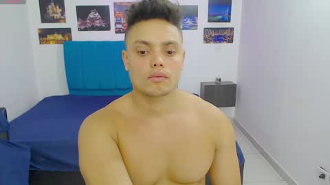 Snapshot of playboy_sex6 chatting on 01-24-25, 07:18 PETER online show from 01-24-25, 07:18