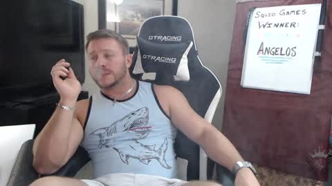 Player online show from 01-12-25, 11:07