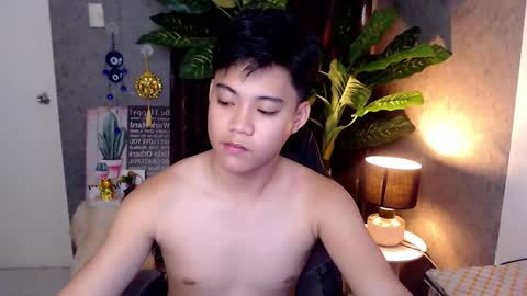 Snapshot of playful_kenzo chatting on 01-12-25, 03:36 Kenzo online show from 01-12-25, 03:36