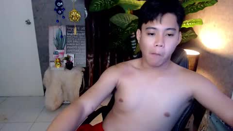 Snapshot of playful_kenzo chatting on 01-16-25, 07:31 Kenzo online show from 01-16-25, 07:31