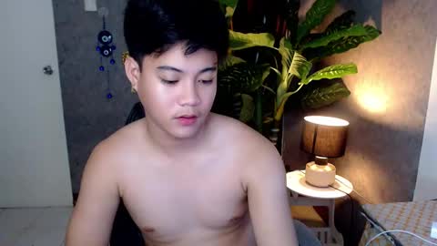 Snapshot of playful_kenzo chatting on 01-28-25, 02:53 Kenzo online show from 01-28-25, 02:53