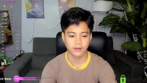 Snapshot of playful_kenzo chatting on 10-25-25, 10:23 Kenzo online show from 10-25-25, 10:23