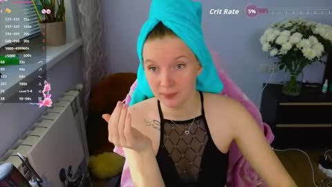 Snapshot of playful_mary chatting on 05-09-26, 04:28 Masha online show from 05-09-26, 04:28