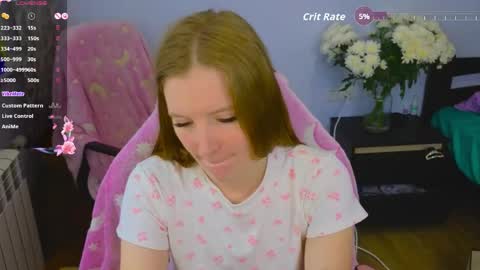Snapshot of playful_mary chatting on 05-13-26, 07:28 Masha online show from 05-13-26, 07:28