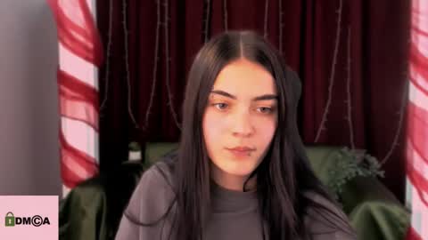 Sophie online show from 12-19-24, 10:34