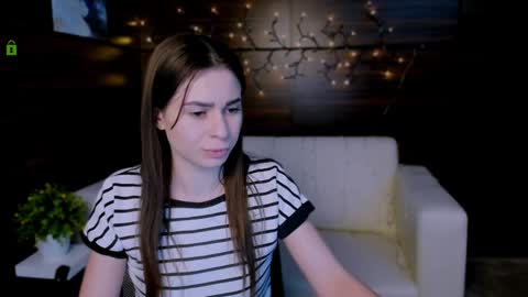 Sophie online show from 01-25-25, 10:51