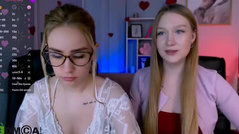 Sophie online show from 03-12-25, 08:31