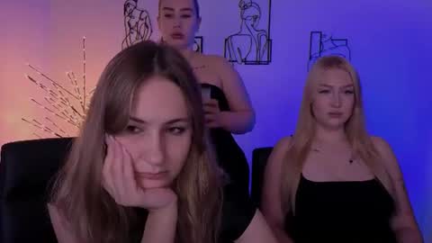 Sophie online show from 07-16-26, 07:09