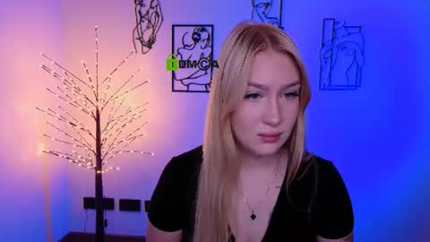 Sophie online show from 07-17-26, 07:08